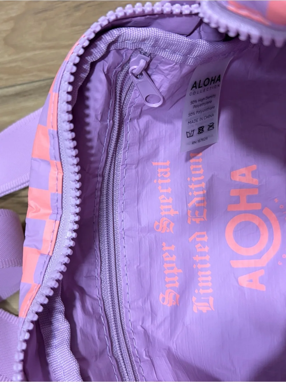 ALOHA Collection Limited Edition Le Tour Crossbody Bag - Picture 4 of 4